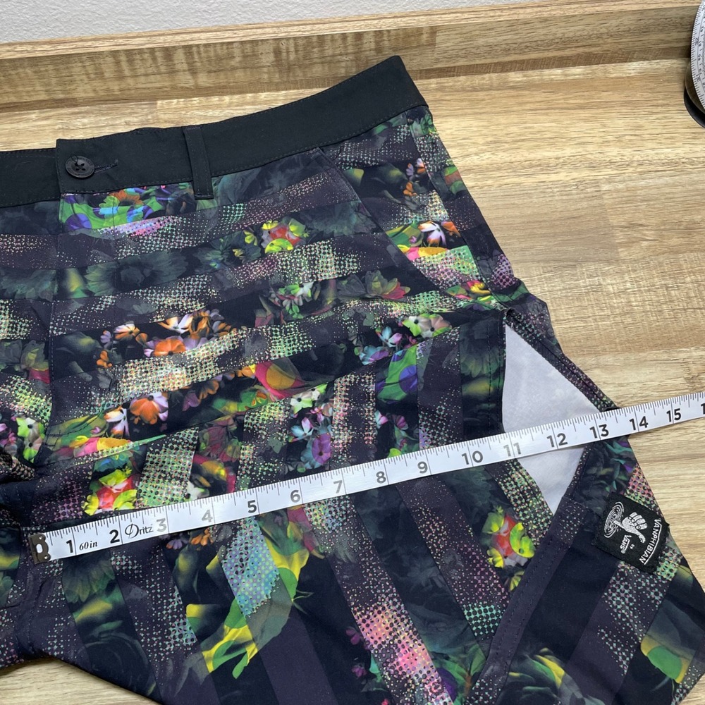 Vans Vanphibian Mens 38 Hybrid Board Shorts Black Floral Striped Stretch Swim - Picture 7 of 7
